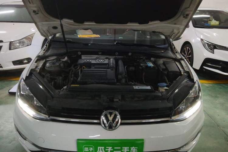 Used Volkswagen Golf 2019 280TSI DSG Comfort Version China V Standard Engine Bay