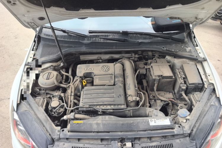 Used Volkswagen Golf 2019 200TSI DSG Comfort & Ambition Edition China VI Standard Engine Bay