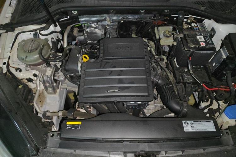 Used Volkswagen Golf 2019 1.6L Automatic Comfort Model China V Standard Engine Bay