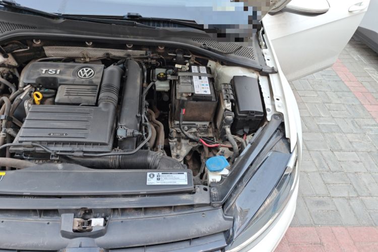 Used Volkswagen Golf 2019 280TSI DSG Comfort Version China VI Standard Engine Bay Left
