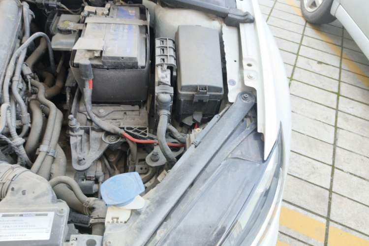 Used Volkswagen Golf 2019 280TSI DSG Comfort Version China VI Standard Engine Bay Left