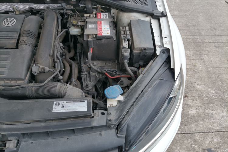 Used Volkswagen Golf 2019 200TSI DSG Comfort & Ambition Edition China VI Standard Engine Bay Left