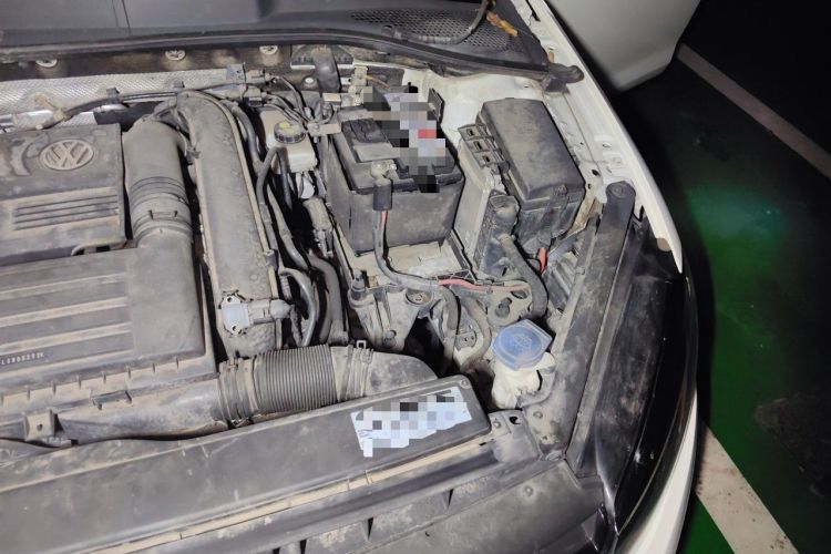 Used Volkswagen Golf 2019 200TSI DSG Comfort & Ambition Edition China VI Standard Engine Bay Left