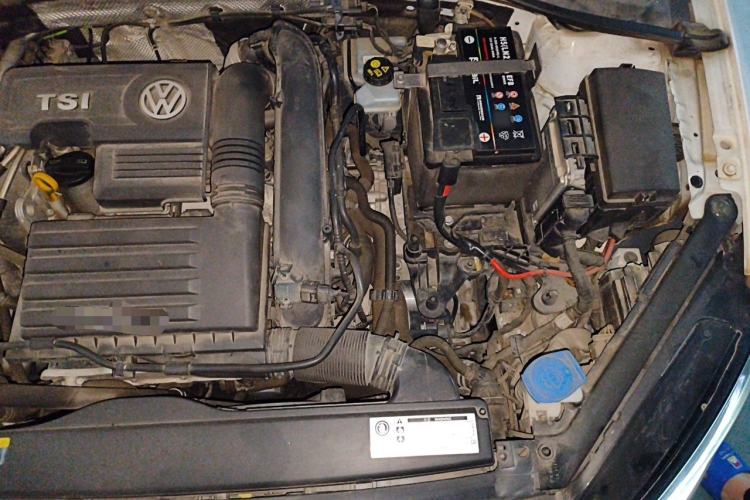 Used Volkswagen Golf 2019 200TSI DSG Comfort & Ambition Edition China VI Standard Engine Bay Left
