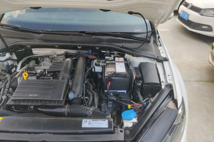 Used Volkswagen Golf 2019 280TSI DSG Comfort Version China V Standard Engine Bay Left