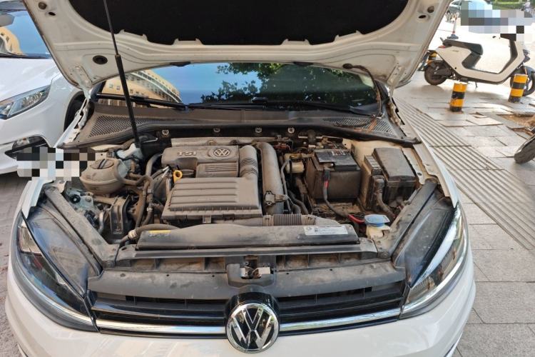 Used Volkswagen Golf 2019 280TSI DSG Comfort Version China V Standard Engine Bay