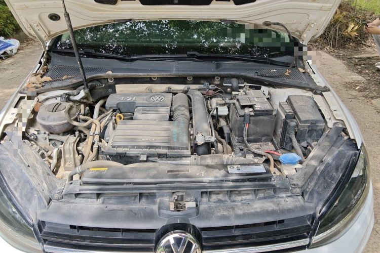 Used Volkswagen Golf 2019 280TSI DSG Comfort Version China V Standard Engine Bay