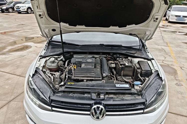 Used Volkswagen Golf 2019 280TSI DSG Comfort Version China V Standard Engine Bay