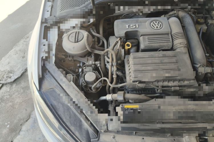 Used Volkswagen Golf 2019 200TSI DSG Comfort & Ambition Edition China VI Standard Engine Bay Right