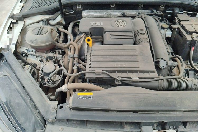Used Volkswagen Golf 2019 280TSI DSG Comfort Version China VI Standard Engine Bay Right