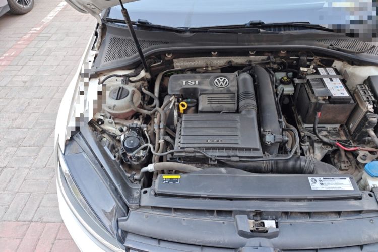 Used Volkswagen Golf 2019 280TSI DSG Comfort Version China VI Standard Engine Bay Right