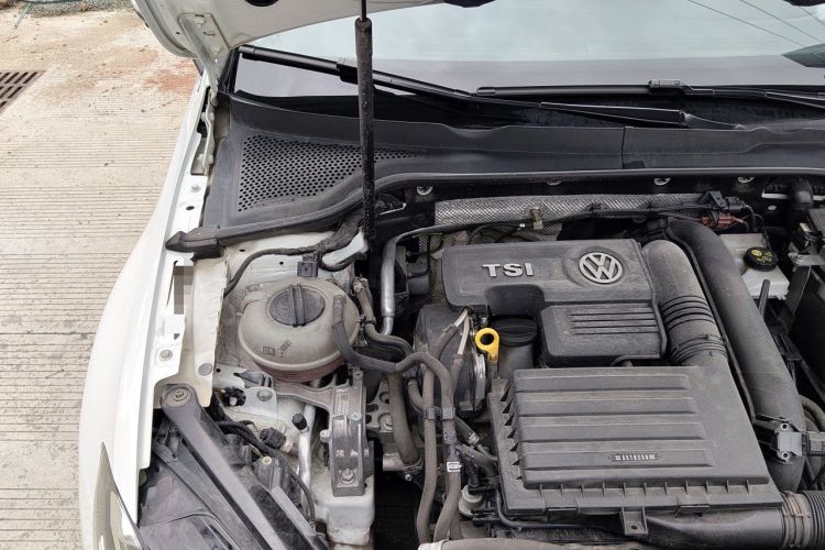Used Volkswagen Golf 2019 280TSI DSG Comfort Version China V Standard Engine Bay Right