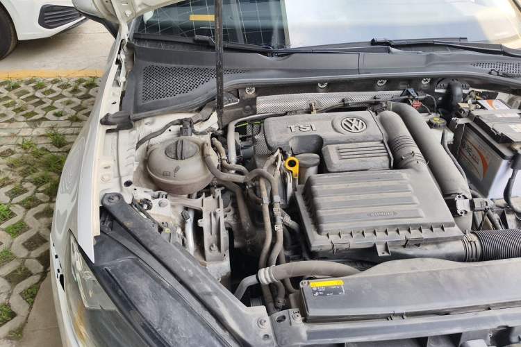 Used Volkswagen Golf 2019 280TSI DSG Comfort Version China V Standard Engine Bay Right