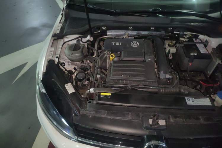 Used Volkswagen Golf 2019 280TSI DSG Comfort Version China V Standard Engine Bay Right