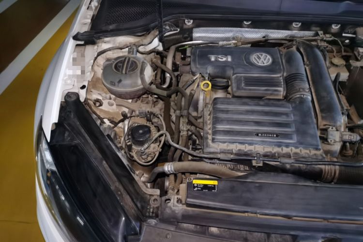 Used Volkswagen Golf 2019 280TSI DSG Comfort Version China VI Standard Engine Bay Right