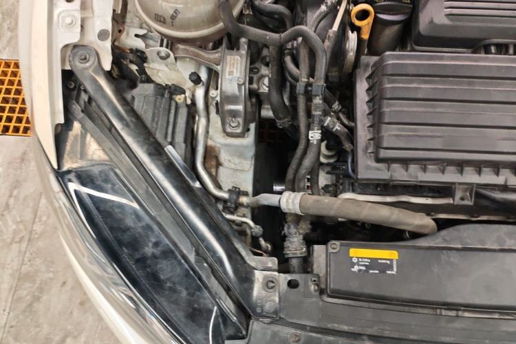 Used Volkswagen Golf 2019 280TSI DSG Flagship Model China V Standard Engine Bay Right