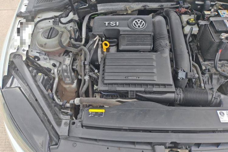 Used Volkswagen Golf 2019 280TSI DSG Luxury Version China V Standard Engine Bay Right