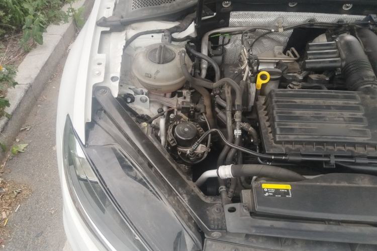Used Volkswagen Golf 2019 280TSI DSG Comfort Version China VI Standard Engine Bay Right