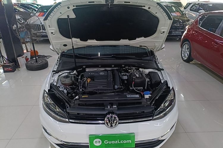 Used Volkswagen Golf 2019 200TSI DSG Comfort & Ambition Edition China VI Standard Engine Bay