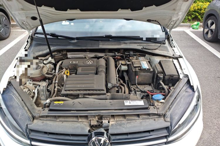 Used Volkswagen Golf 2019 280TSI DSG Luxury Version China V Standard Engine Bay