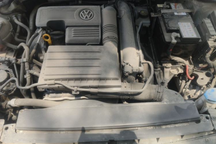 Used Volkswagen Golf 2019 280TSI DSG Comfort Version China VI Standard Engine Bay