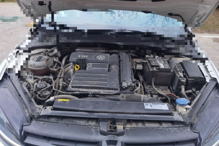 Used Volkswagen Golf 2019 280TSI DSG Comfort Version China VI Standard Engine Bay