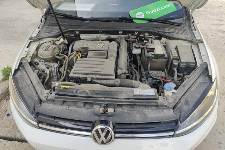 Used Volkswagen Golf 2019 280TSI DSG Comfort Version China V Standard Engine Bay