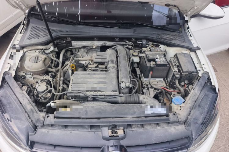 Used Volkswagen Golf 2019 280TSI DSG Comfort Version China VI Standard Engine Bay