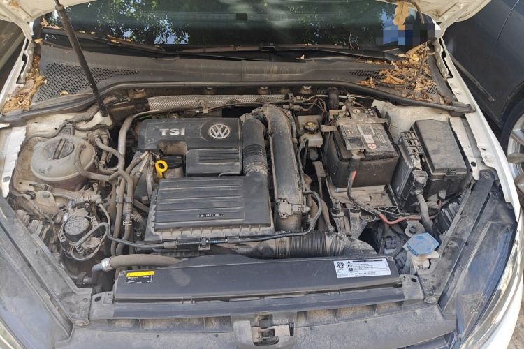 Used Volkswagen Golf 2019 280TSI DSG Comfort Version China V Standard Engine Bay