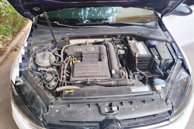 Used Volkswagen Golf 2019 280TSI DSG Comfort Version China VI Standard Engine Bay
