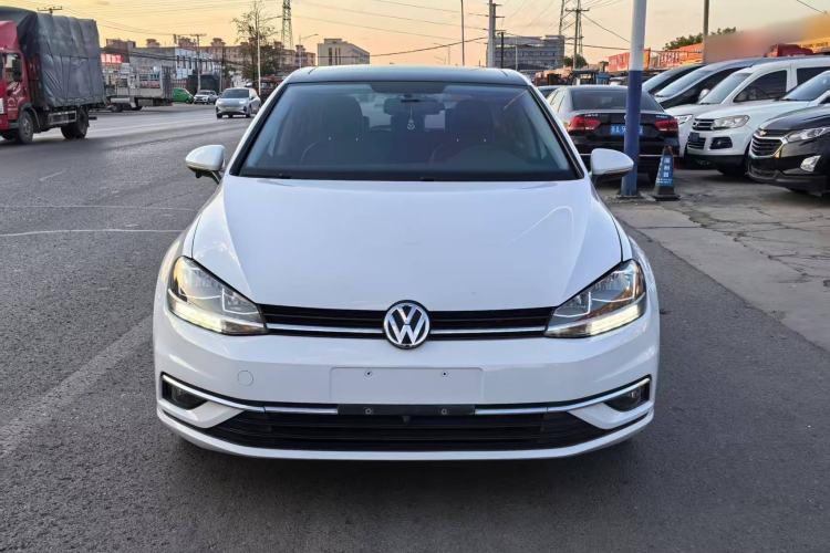 Used Volkswagen Golf 2019 200TSI DSG Comfort Version China VI Standard Exterior 1