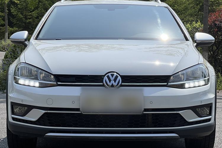 Used Volkswagen Golf 2019 1.8TSI Travel Edition Exterior 1