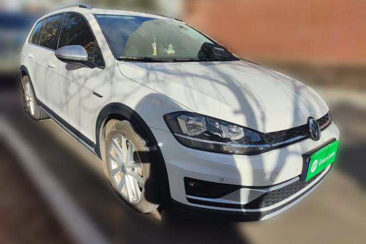 Used Volkswagen Golf 2019 1.8TSI Travel Edition Exterior 2