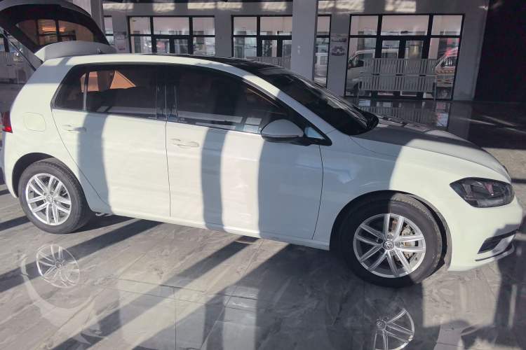 Used Volkswagen Golf 2019 1.6L Automatic Comfort Model China V Standard Exterior 2