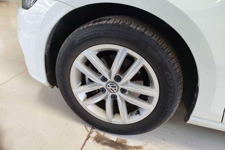 Used Volkswagen Golf 2019 200TSI DSG Comfort & Ambition Edition China VI Standard Exterior 3