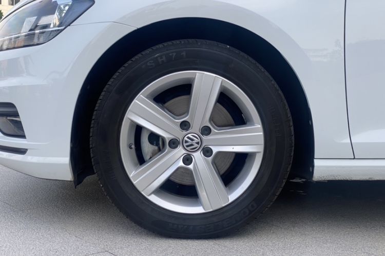 Used Volkswagen Golf 2019 1.6L Manual Fashion Edition China V Standard Exterior 5