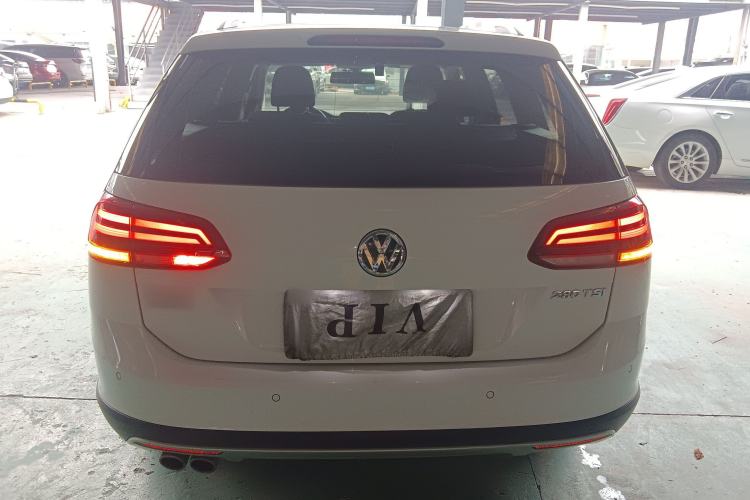 Used Volkswagen Golf 2019 1.8TSI Travel Edition Exterior 5