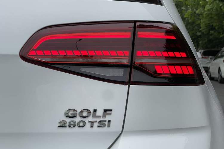 Used Volkswagen Golf 2019 280TSI DSG Luxury Version China V Standard Exterior 5