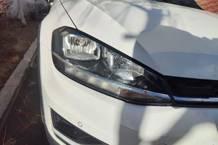 Used Volkswagen Golf 2019 1.8TSI Travel Edition Exterior 6
