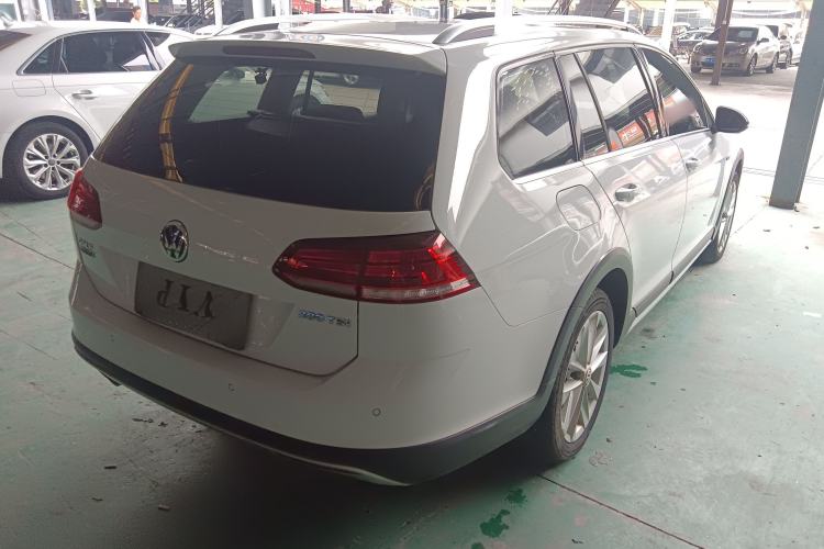 Used Volkswagen Golf 2019 1.8TSI Travel Edition Exterior 6