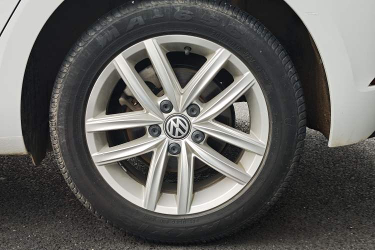 Used Volkswagen Golf 2019 200TSI DSG Comfort & Ambition Edition China VI Standard Exterior 8