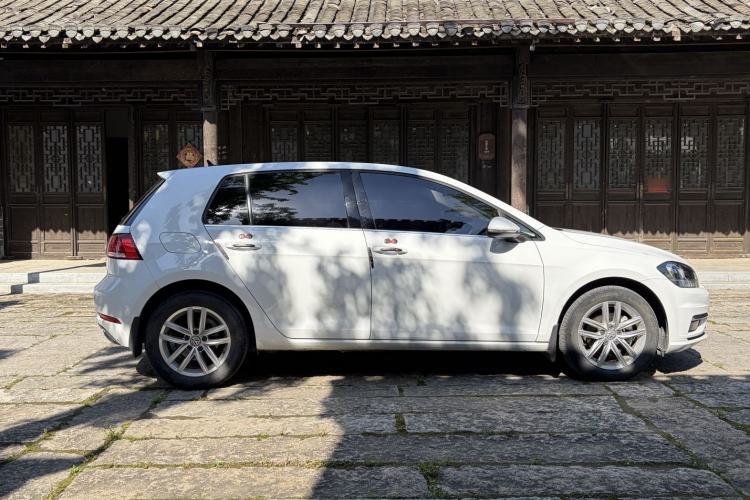 Used Volkswagen Golf 2019 200TSI DSG Comfort & Ambition Edition China VI Standard Exterior 9