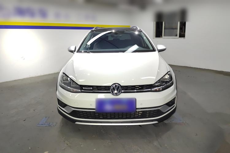 Used Volkswagen Golf 2019 1.8TSI Travel Edition Front
