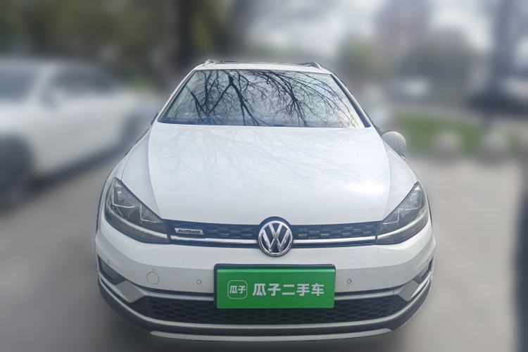 Used Volkswagen Golf 2019 1.8TSI Travel Edition Front