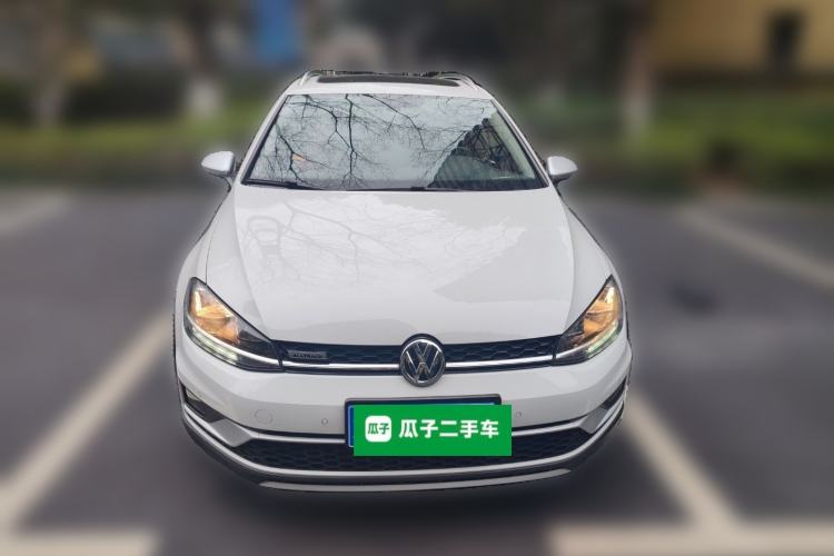 Used Volkswagen Golf 2019 1.8TSI Travel Edition Front