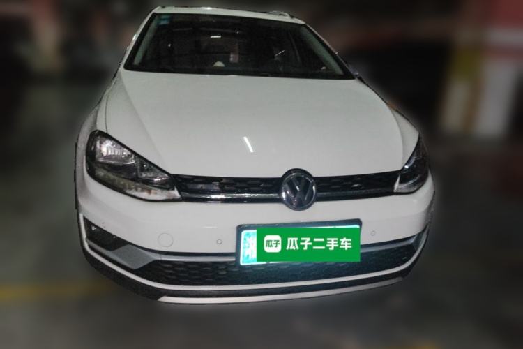 Used Volkswagen Golf 2019 1.8TSI Travel Edition Front