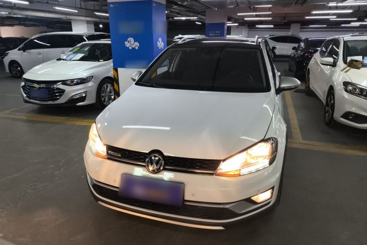 Used Volkswagen Golf 2019 1.8TSI Travel Edition Front