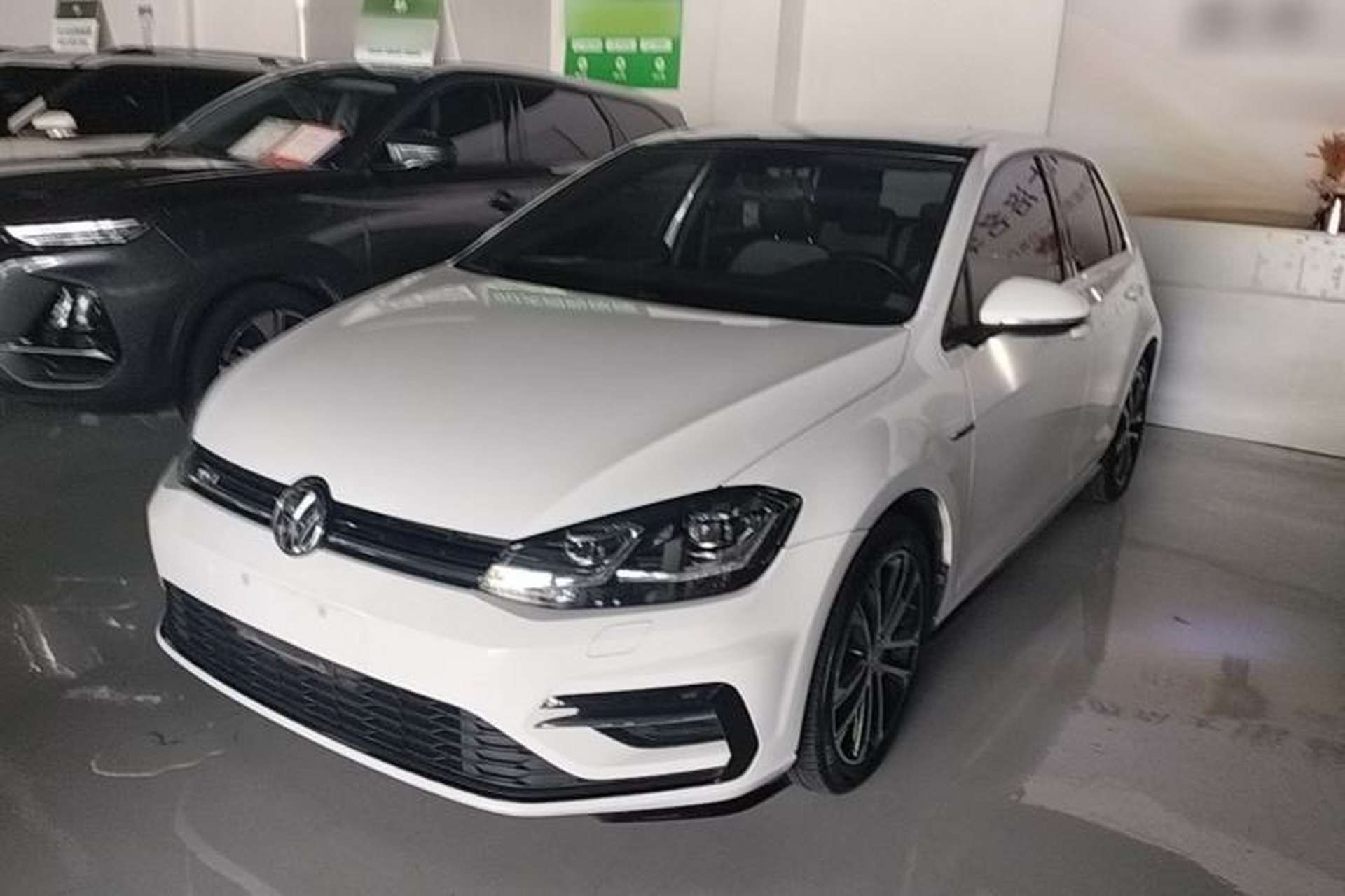 Used Volkswagen Golf 2019 280TSI DSG R-Line China VI Standard Front Left 45 Deg