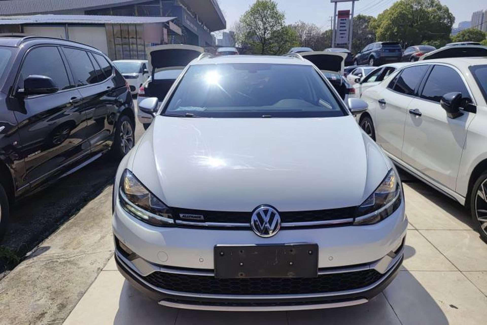 Used Volkswagen Golf 2019 1.8TSI Travel Edition Front