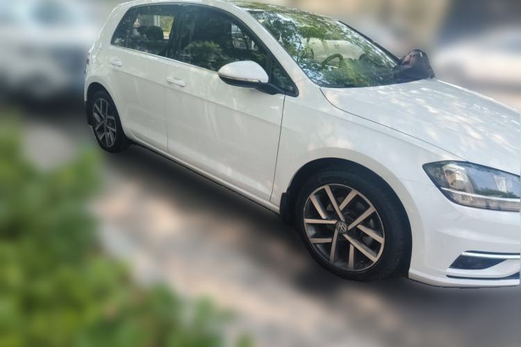 Used Volkswagen Golf 2019 280TSI DSG Luxury Version China VI Standard Front Right 45 Deg